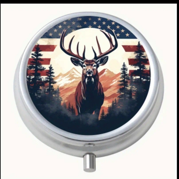 NEW! Patriotic Elk 3 Compartment Pill Organizer. NWOT - Picture 4 of 5